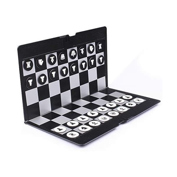 Mini Magnetic Chess Set